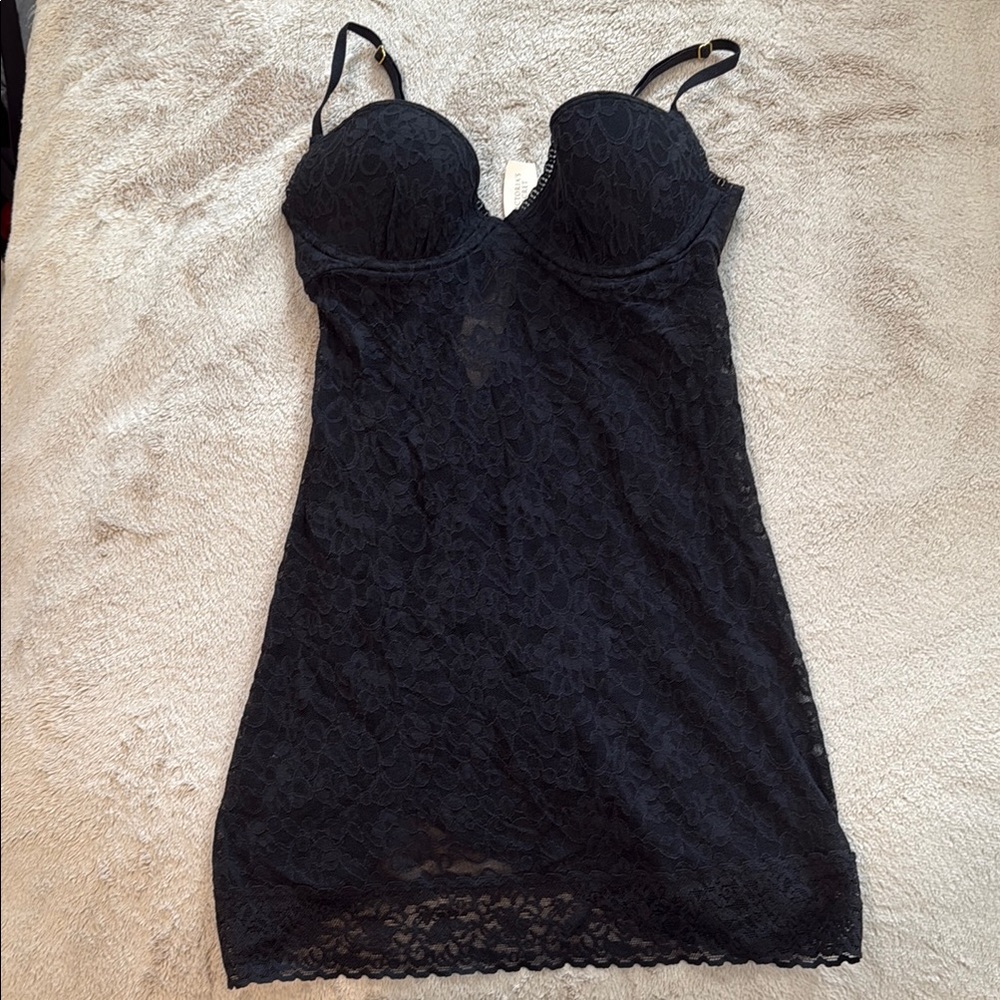 NWT vintage Victoria Secret “the Lacie” slip